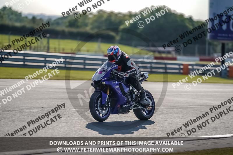 donington no limits trackday;donington park photographs;donington trackday photographs;no limits trackdays;peter wileman photography;trackday digital images;trackday photos